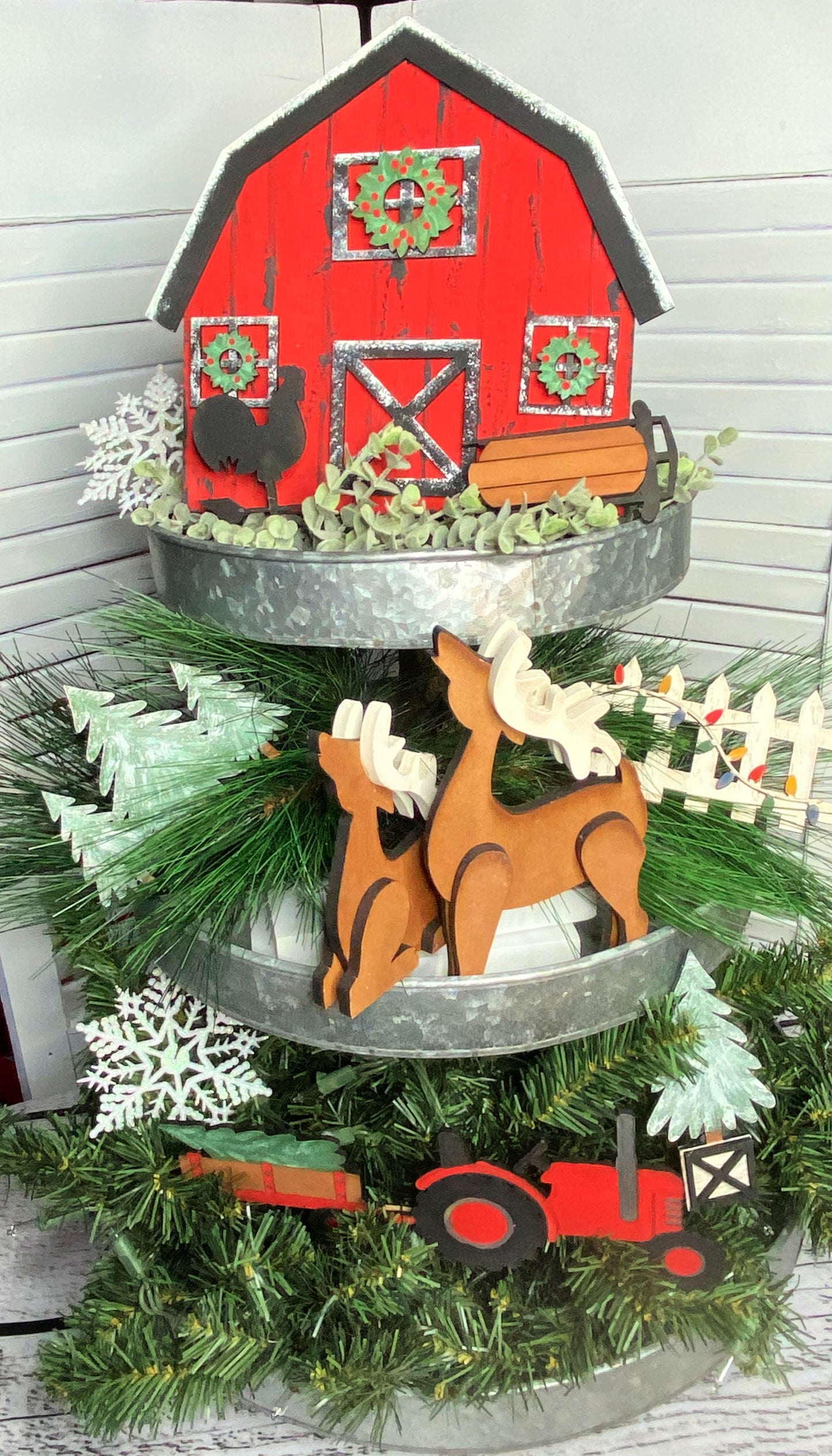 Barn Christmas Tiered Tray Set